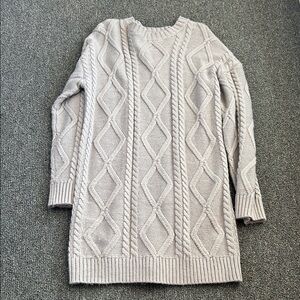 Cozy Cable Knit Crewneck Tunic Sweater - Light Gray